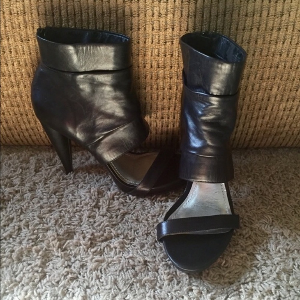 Gianni Bini Peep Toe Booties